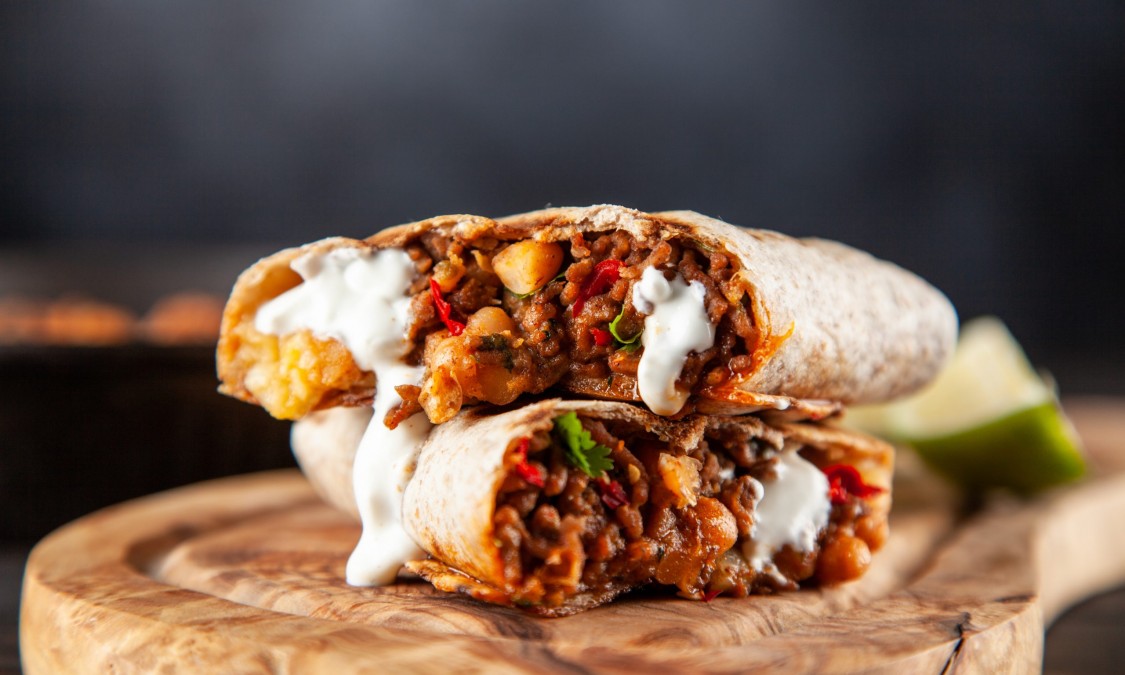 Jak przyrządzić tradycyjne, meksykańskie burrito? antyschematy.pl